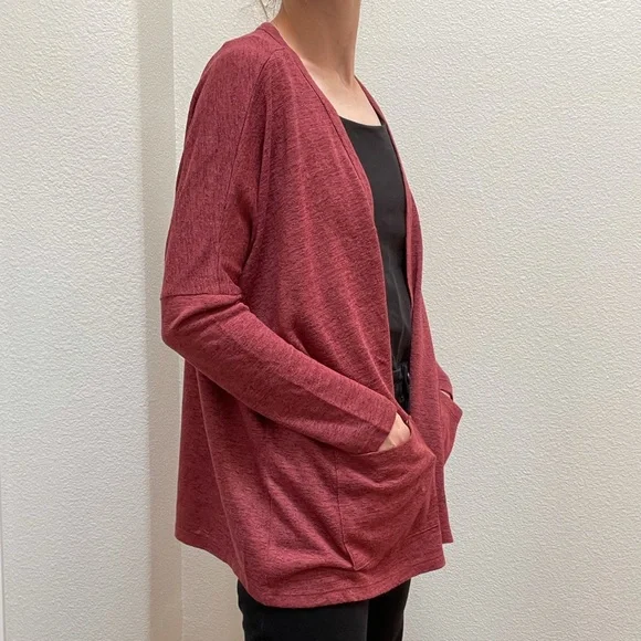 Bobeau Raspberry sweater - Picture 2 of 4